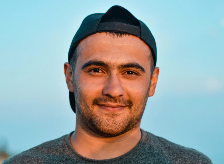 <em>Mustafa G.</em>